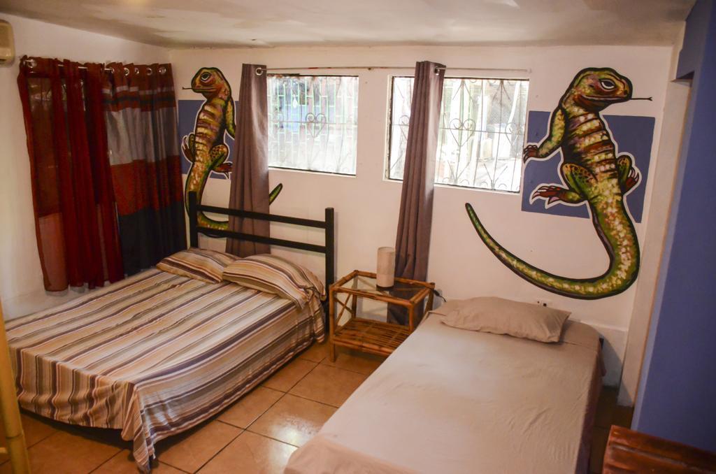 Pura Vida Hostel ตามารินโด ภายนอก รูปภาพ